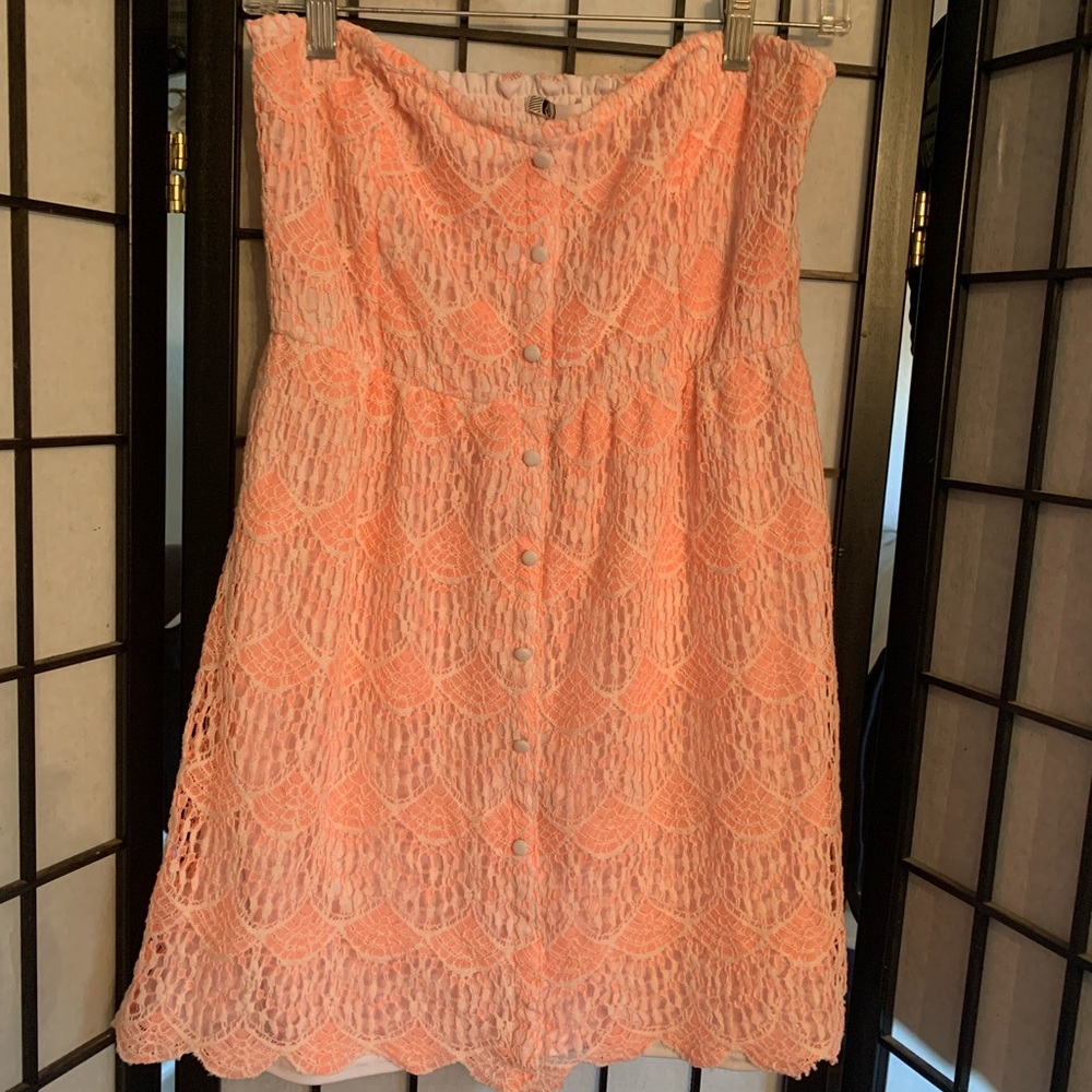 EUC Volcom Lacey Peachy Tube Top Size Large